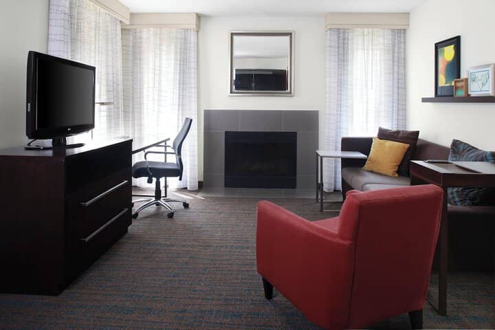 Room 12 of 23